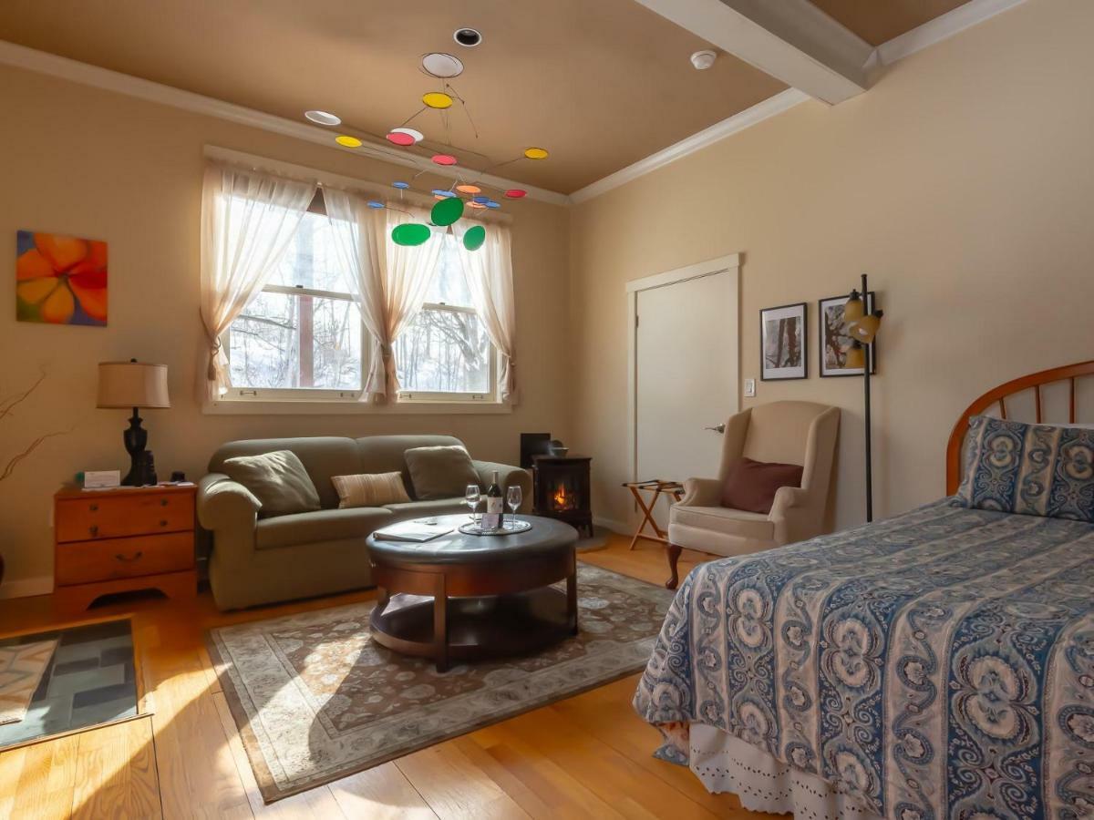 Shaker Mill Inn West Stockbridge Zimmer foto
